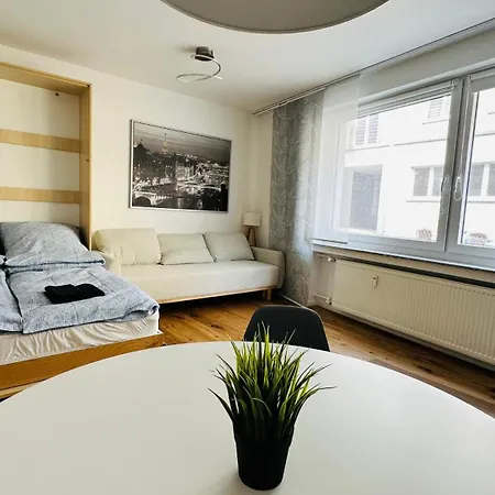 Cozy Apartment In Central Location Wuppertal Exterior photo