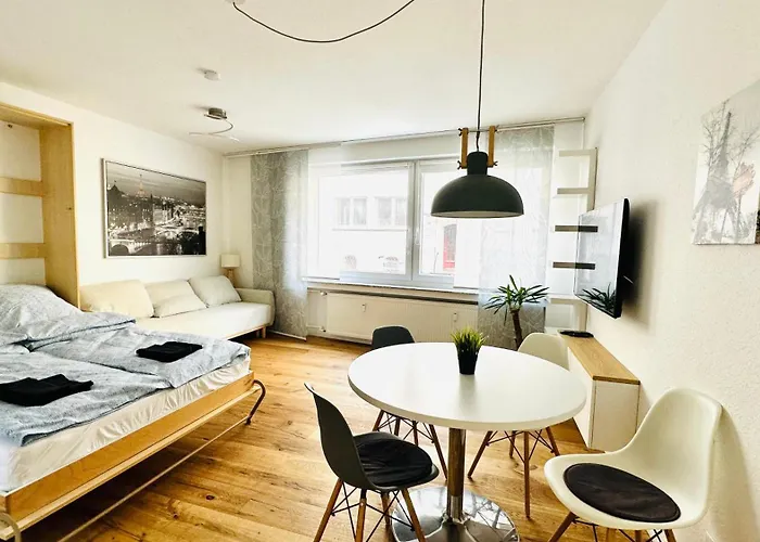 Cozy Apartment In Central Location